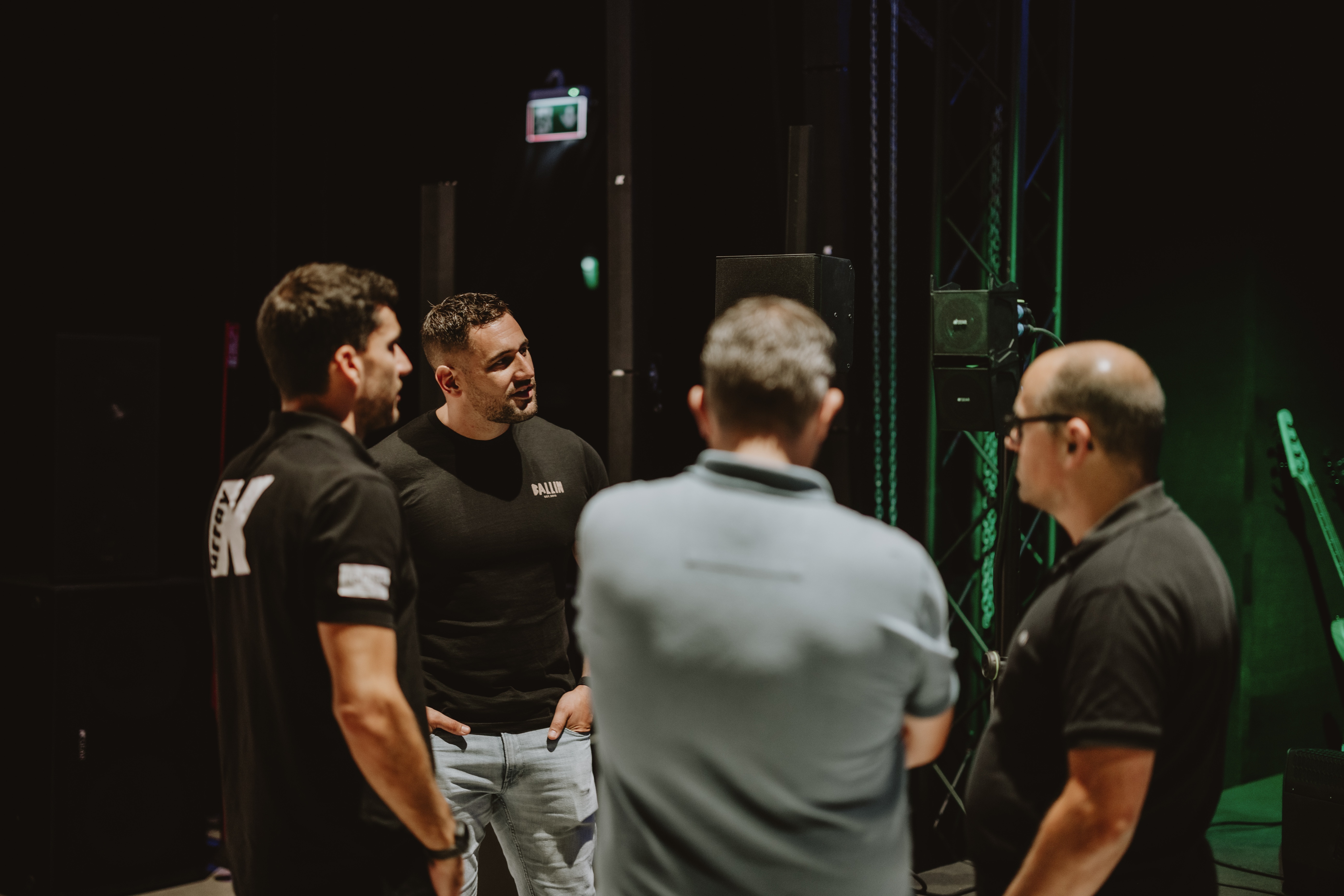 Dealer bezoek aan K-array