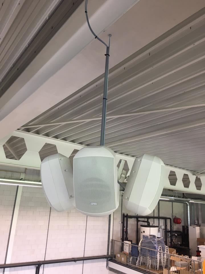 Radio in werkplaats en op kantoor Mupa